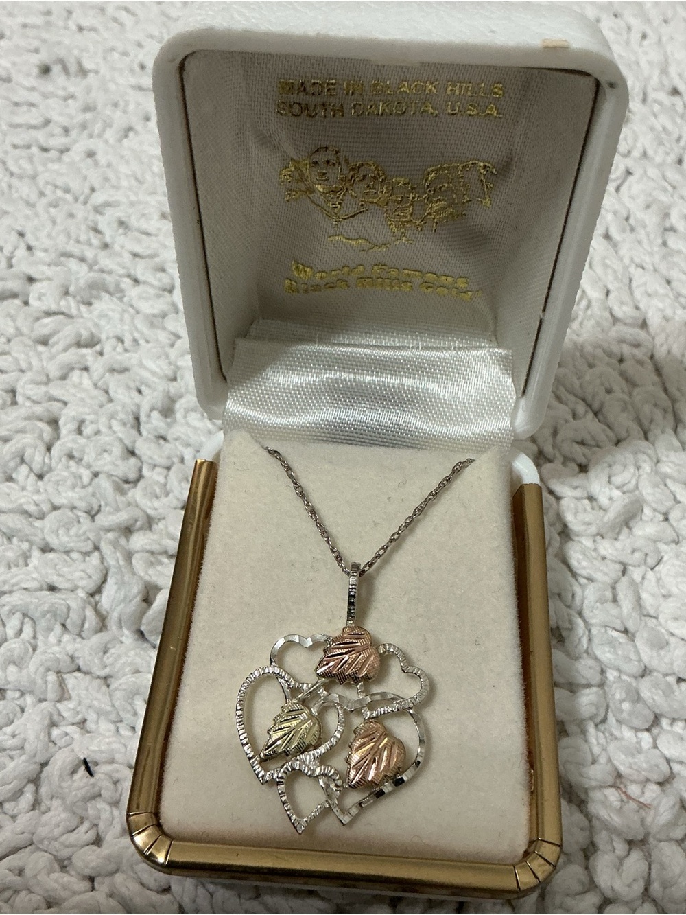 BLACK HILLS GOLD Sterling Hearts 12K Leaves Pendant on 925 chain in box